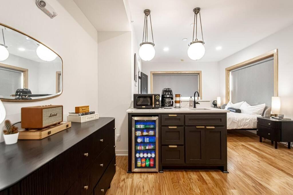 Steps To Bathhouses, Historic Studio, King Bed, Room # 101 Hot Springs Exterior photo